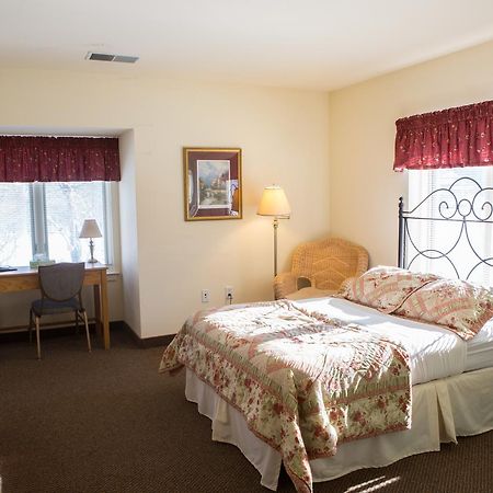 Conference Center Hotel At Valley Forge Oaks Eksteriør billede